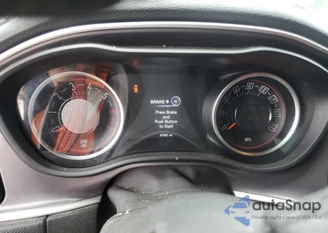 2021 Dodge Challenger R/T z USA, uszkodzony, nr VIN 2C3CDZBT8MH641335